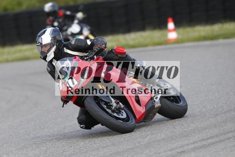 /15 13.05.2025 Max Racing ADR/Gruppe gruen/77